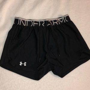 Under armour workout shorts💕